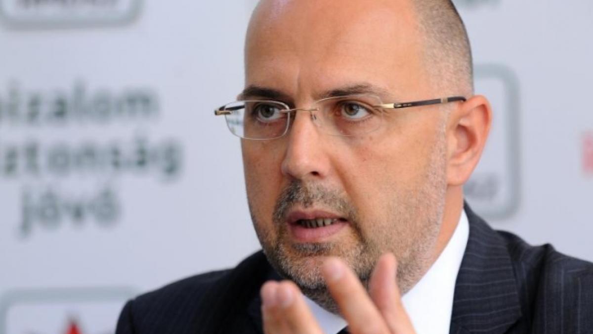 kelemen hunor scandalul diplomelor bilingve de la mures generat de un om care nu intelege multe din