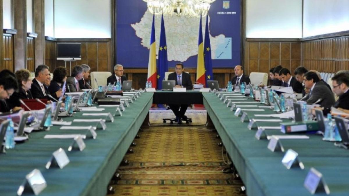 studentii sau absolventii din it pot aplica pentru stagiu de practica la guvern