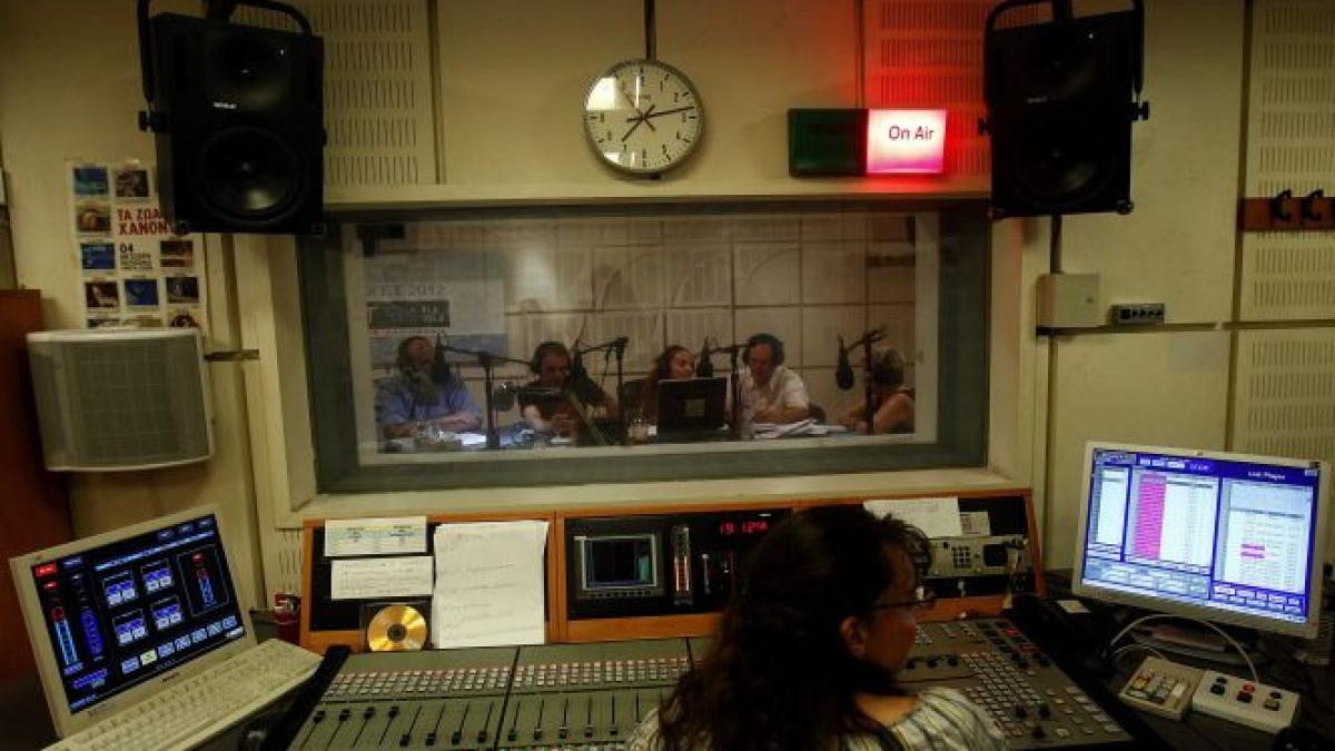 inchiderea radio televiziunii publice din grecia anulata temporar de justitie