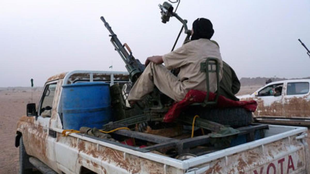 guvernul din mali a semnat un acord de pace cu insurgentii tuaregi