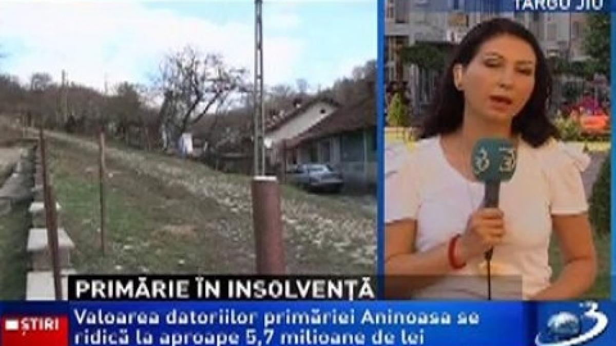 The first town in Romania to go bankrupt. The Town Hall’s debts exceed the local budget