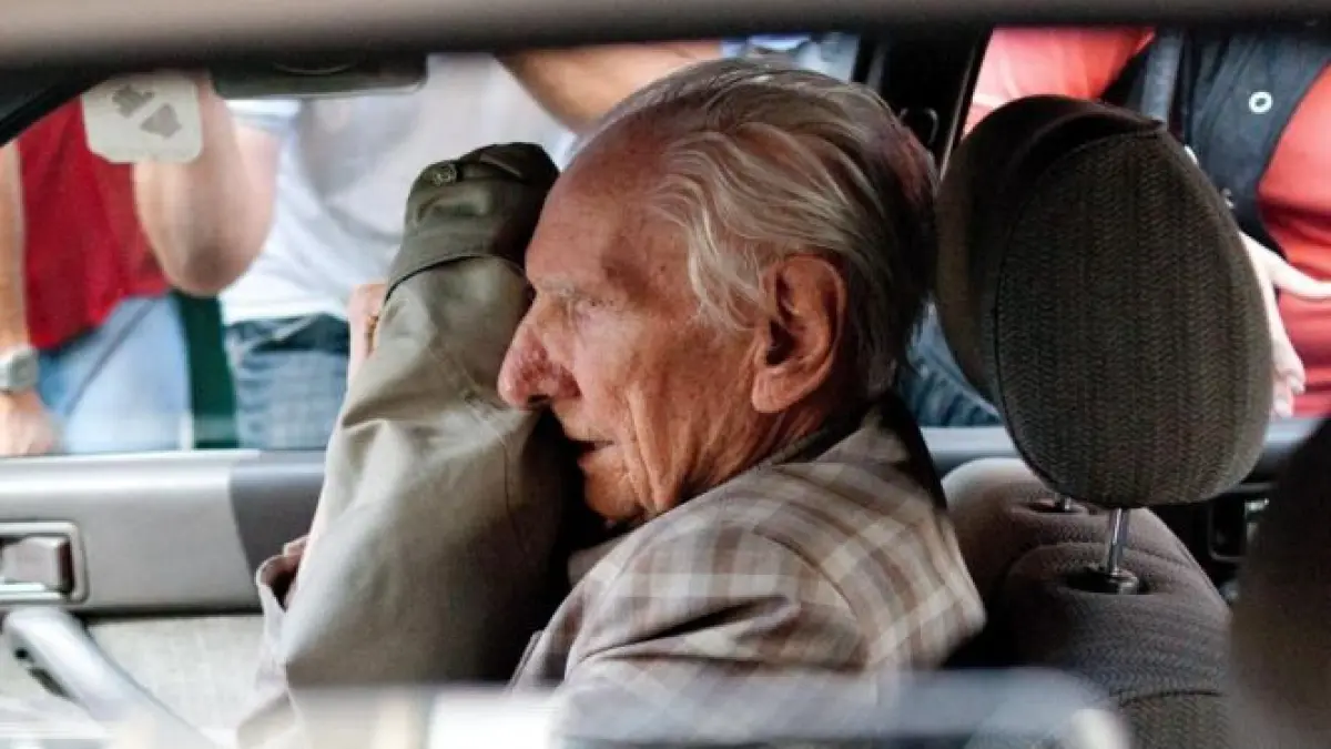 un maghiar de 98 de ani presupus criminal nazist pus sub acuzare