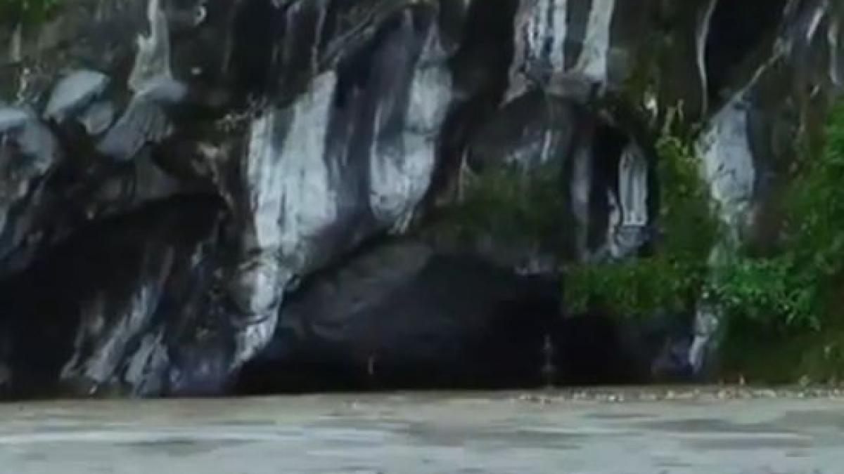 revarsari de rauri in franta celebra grota de la lourdes a fost inundata