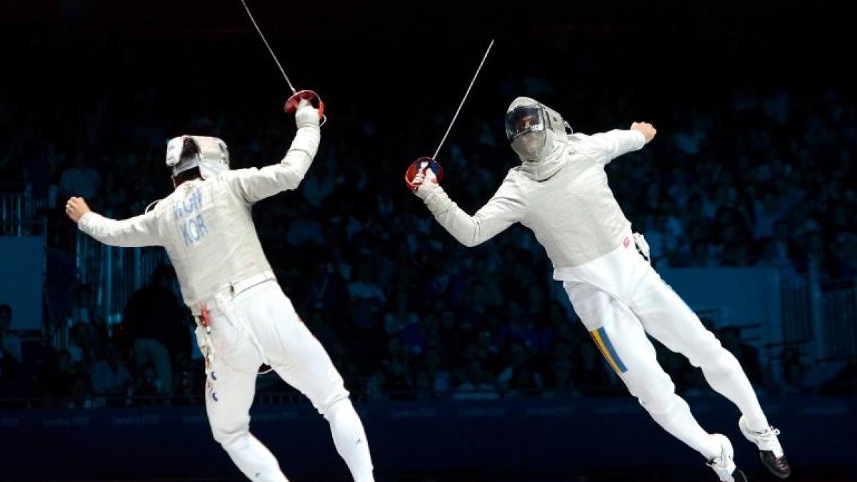 tiberiu dolniceanu medalie de aur in proba individuala de sabie de la ce de scrima