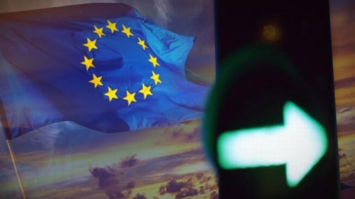 guvernul angajeaza experti privati straini pentru a evita pierderea fondurilor europene ce salarii