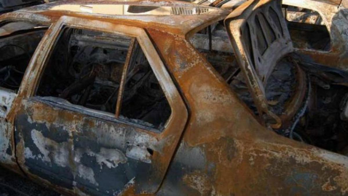 o masina a ars in totalitate pe autostrada soarelui accidentul a avut loc la 20 de kilometri de