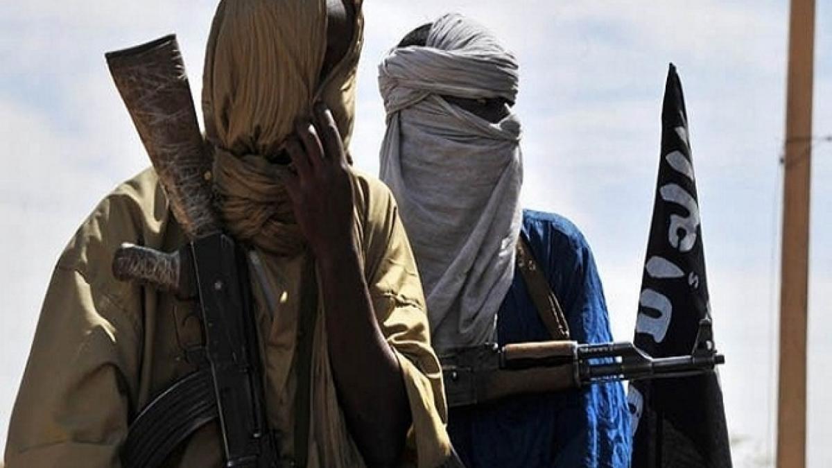 organizatia al qaida in magrebul islamic anunta ca detine opt ostatici europeni