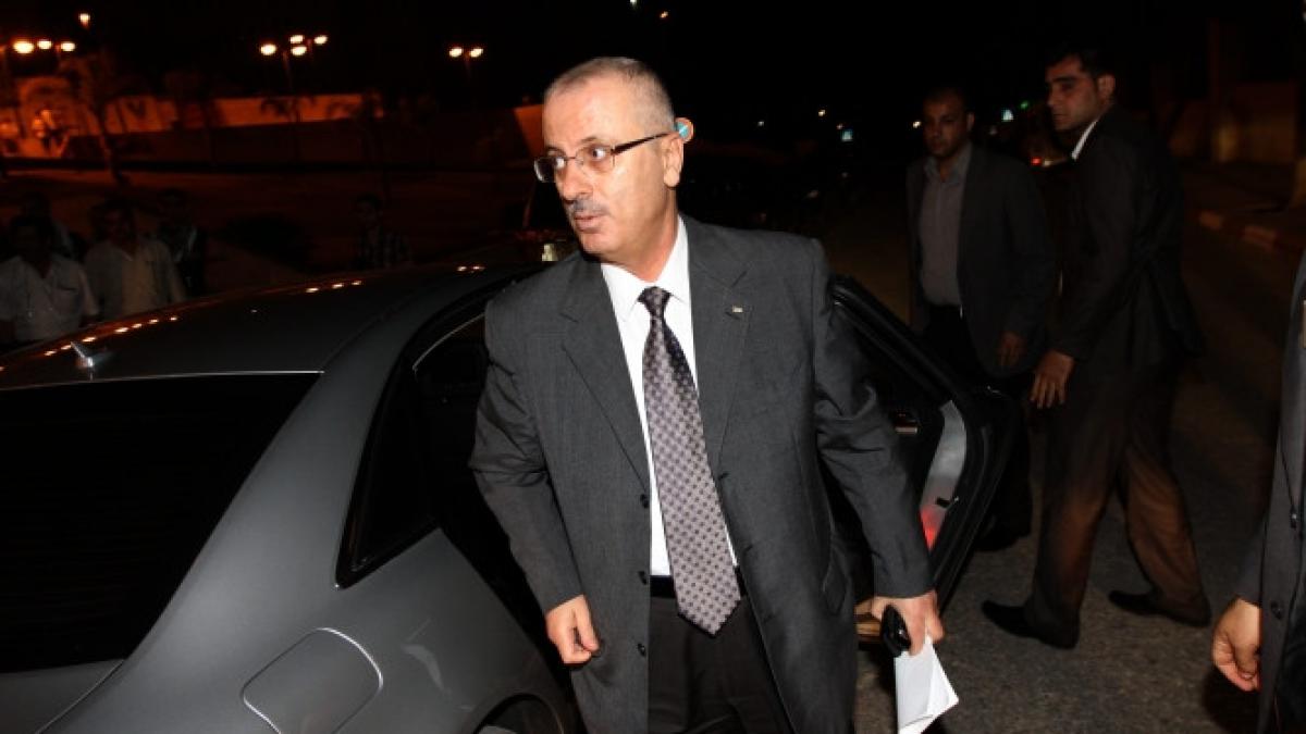 palestina mahmoud abbas a acceptat demisia premierului rami hamdallah