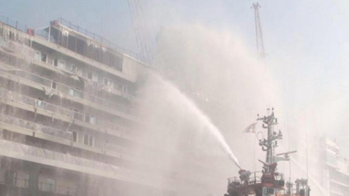 incendiu puternic la bordul unui vas de croaziera