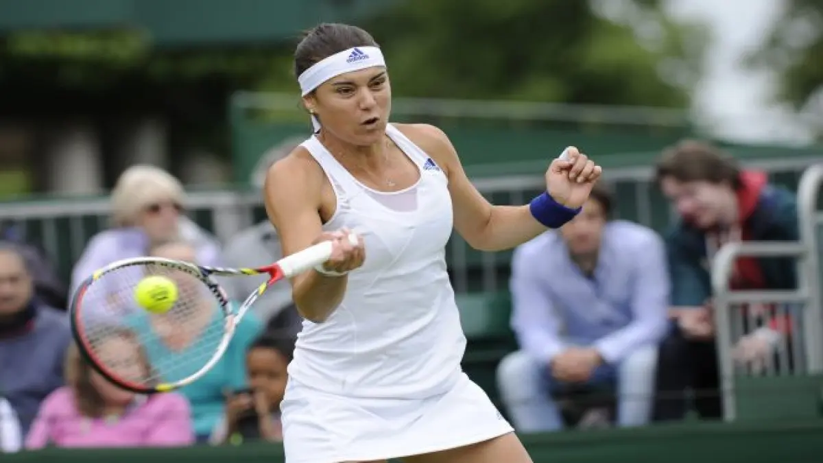 sorana carstea s a calificat in turul ii la wimbledon hanescu eliminat fara drept de apel