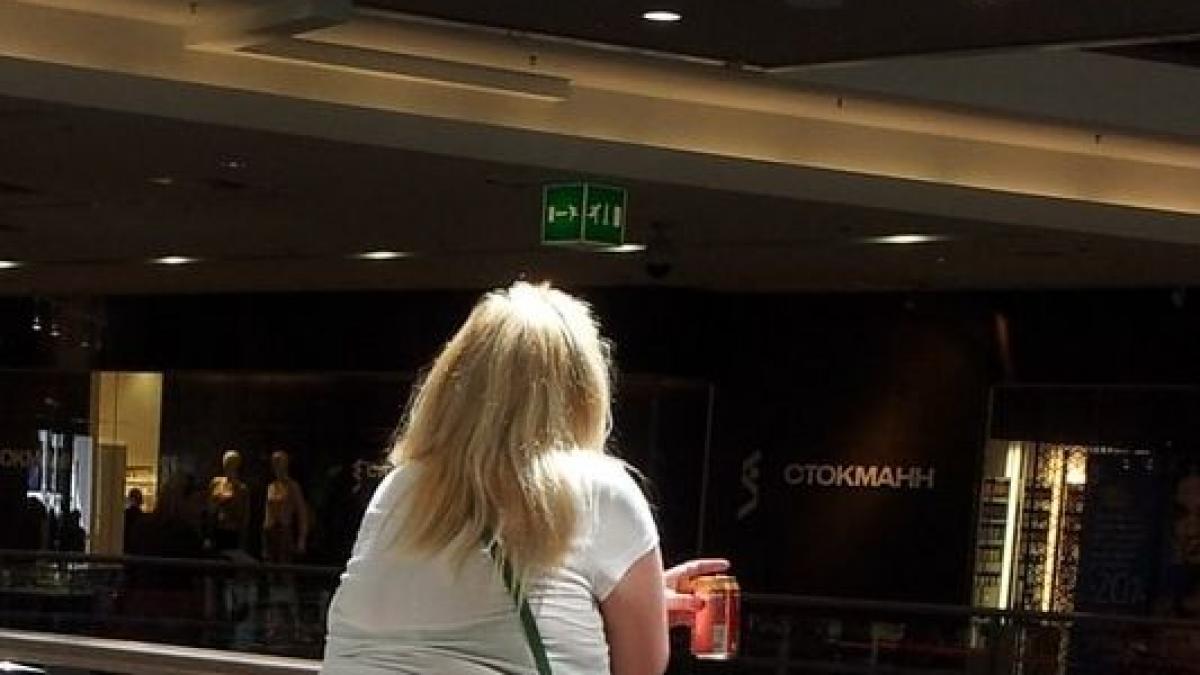 trebuie sa vezi imaginea asta rusii au spus ca este cea mai sexy femeie din sankt petersburg