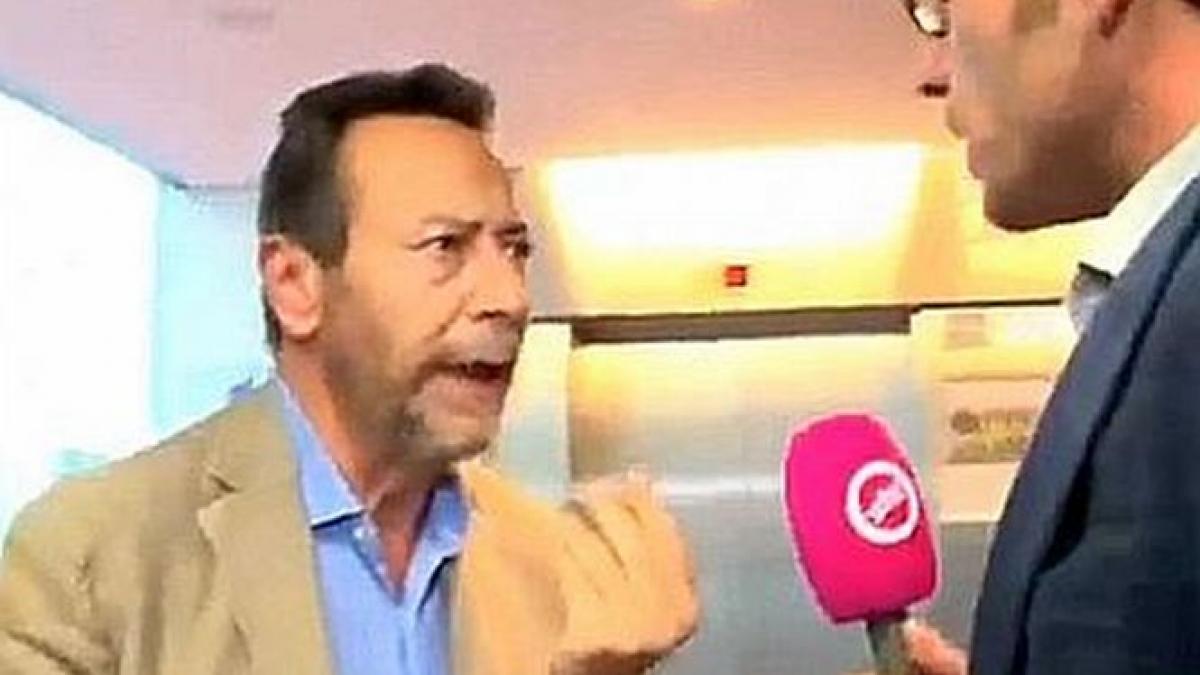 jurnalist agresat de un europarlamentar demnitarul era incomodat de intrebarile reporterului