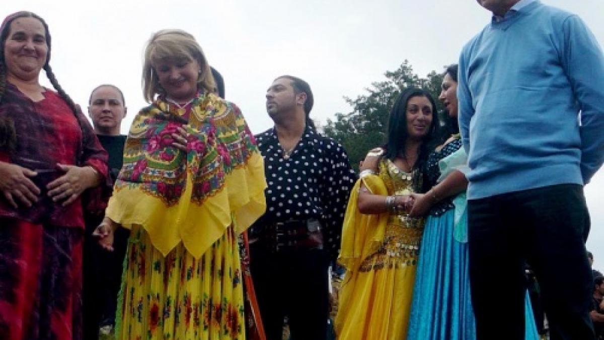 traian basescu acuzat de instigare la ura si agravarea rasismului