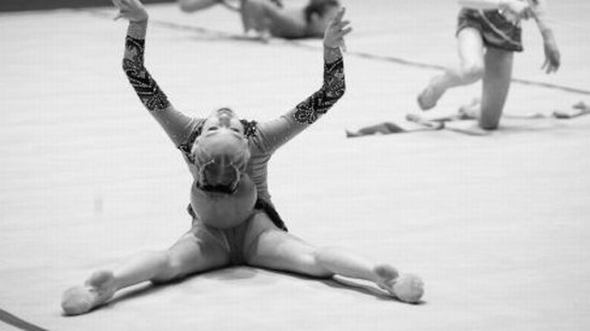 viitoarele gimnaste ale romaniei trebuie sa si antreneze si nervii odata cu fizicul din cauza