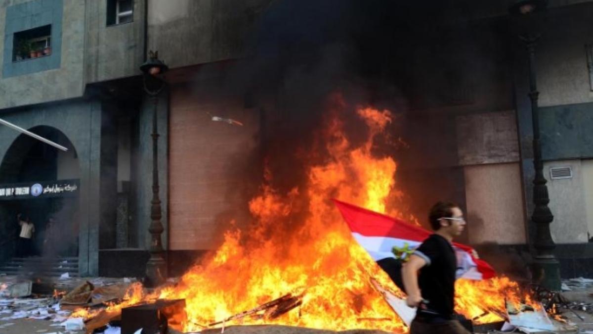 doua persoane au fost ucise in violentele de vineri din egipt