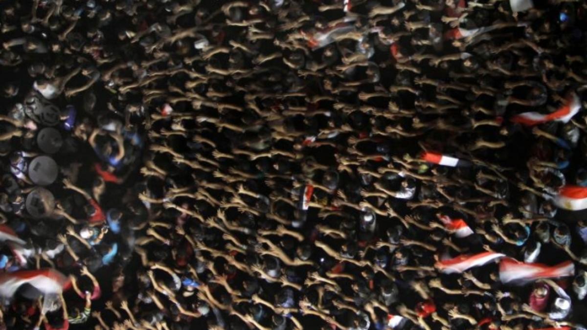 sua retrage o serie de diplomati din egipt din cauza protestelor violente