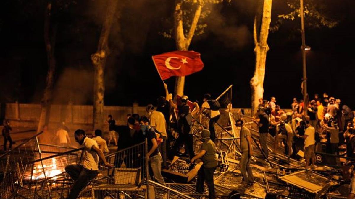 un ziar turc a depus plangere impotriva cnn si jurnalistei christiane amanpour pentru modul in care