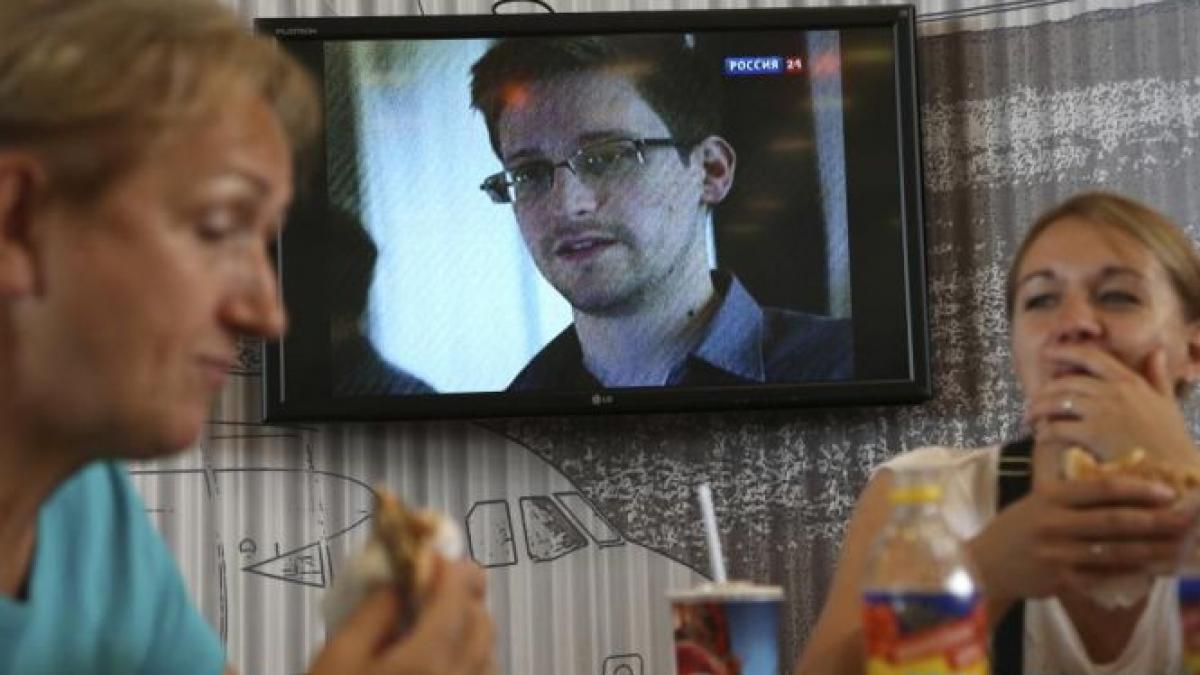 edward snowden a cerut azil politic in rusia