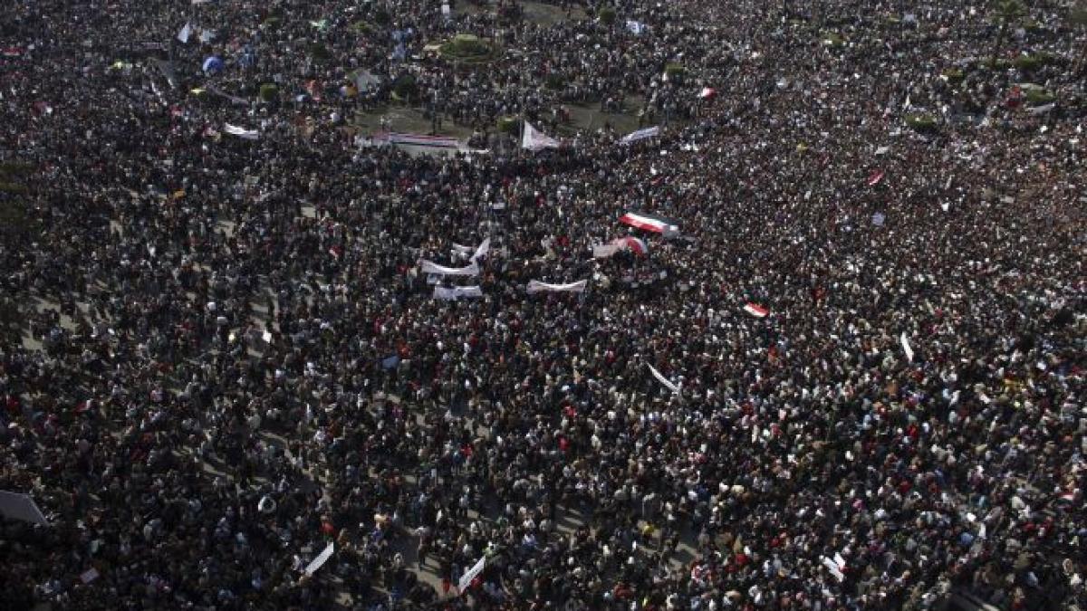 tahrir reloaded aceste ore pot fi ultimele pentru regimul lui mohamed morsi surse armata egipteana