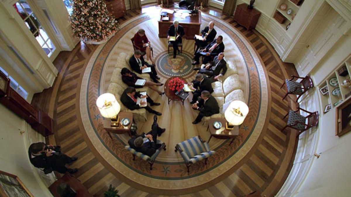 cel mai important loc din lume in aceasta incapere se va scrie istoria acestei planete