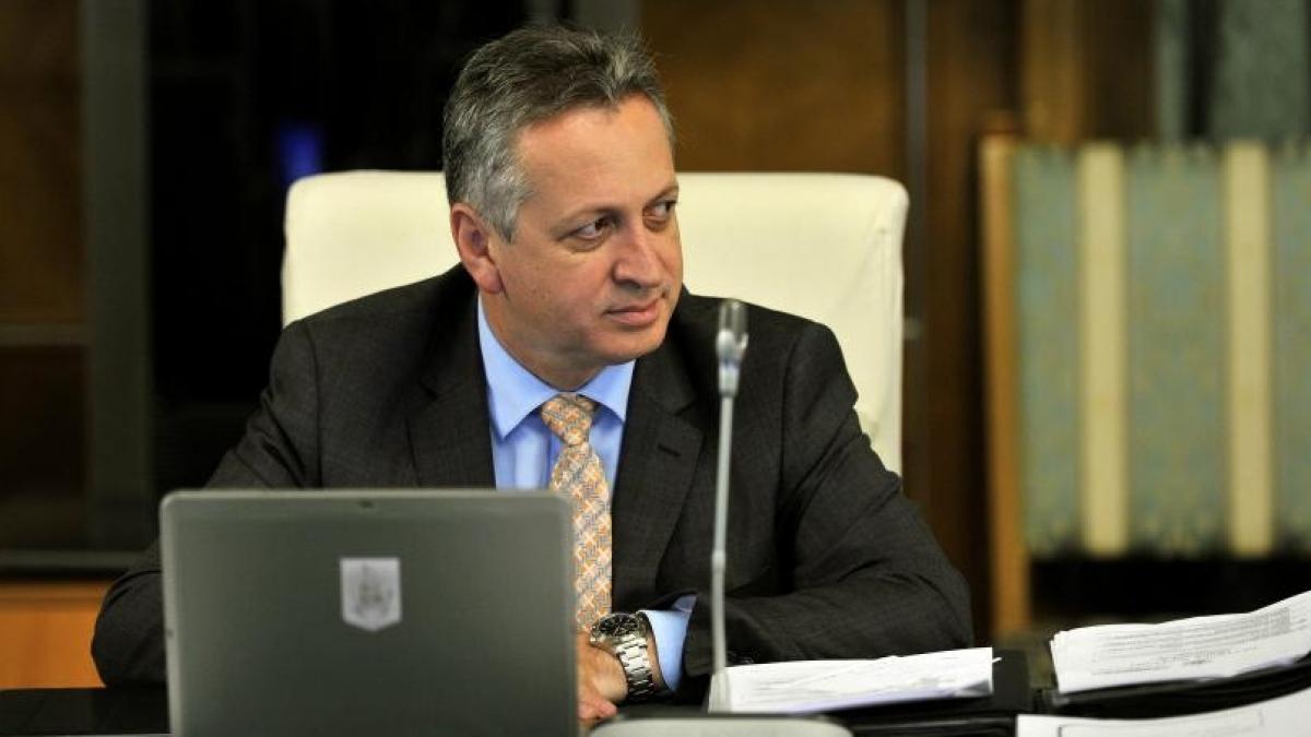 dna cere pana la 15 ani de inchisoare cu executare pentru ministrul fenechiu