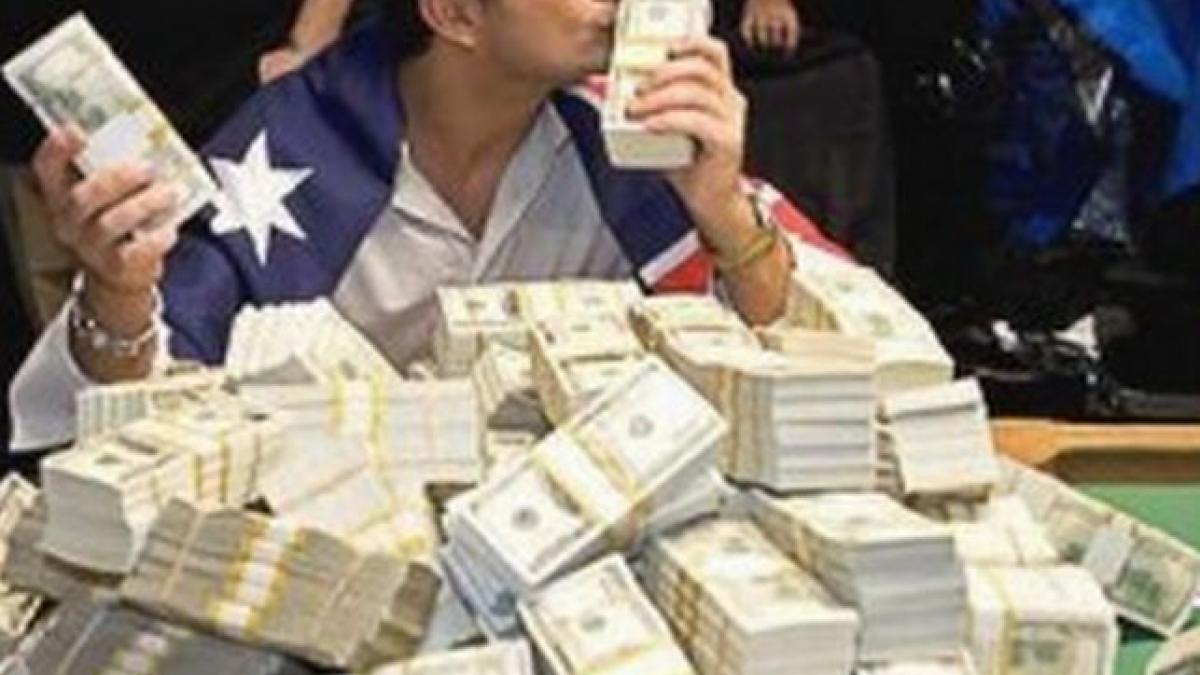 romanii au astazi sansa sa devina milionari in euro