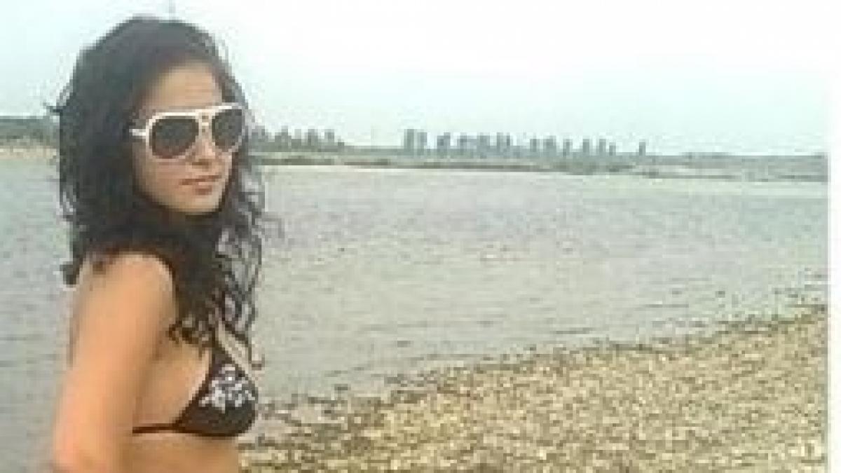 iesisera la plaja pe marginea unui lac din romania dar au avut parte de o priveliste soc parca