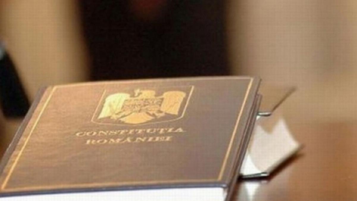 ponta in toamna vom avea punctul de vedere al comisiei de la venetia pe revizuirea constitutiei