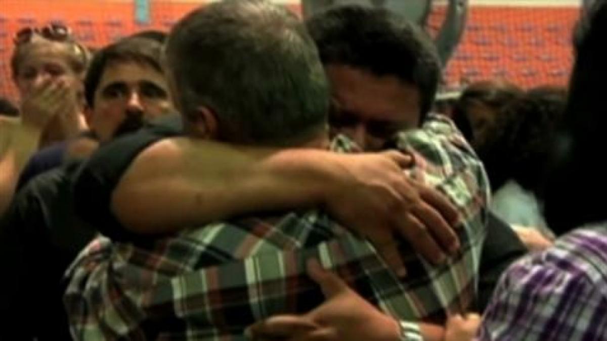 un cantaret renumit a fost impuscat pe scena a murit pe loc medicii n au mai putut face nimic