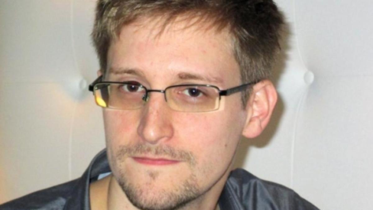 fostul agent cia edward snowden a acceptat propunerea de azil politic in venezuela