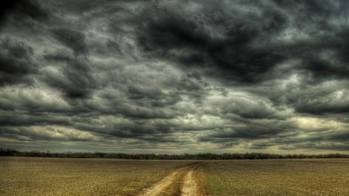 neputinciosi in fata cerului furtuna cazuta peste o localitate constanteana a distrus tot oamenii