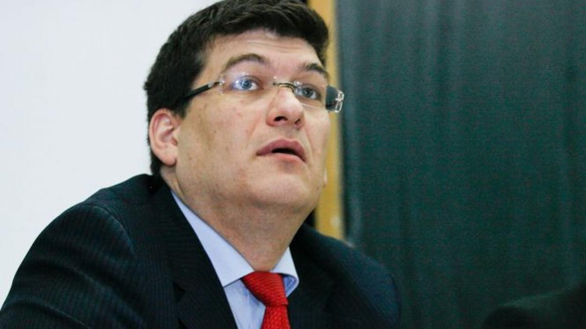 nicolaescu l a demis pe managerul spitalului marie curie gabriel smarandache e vorba de interese