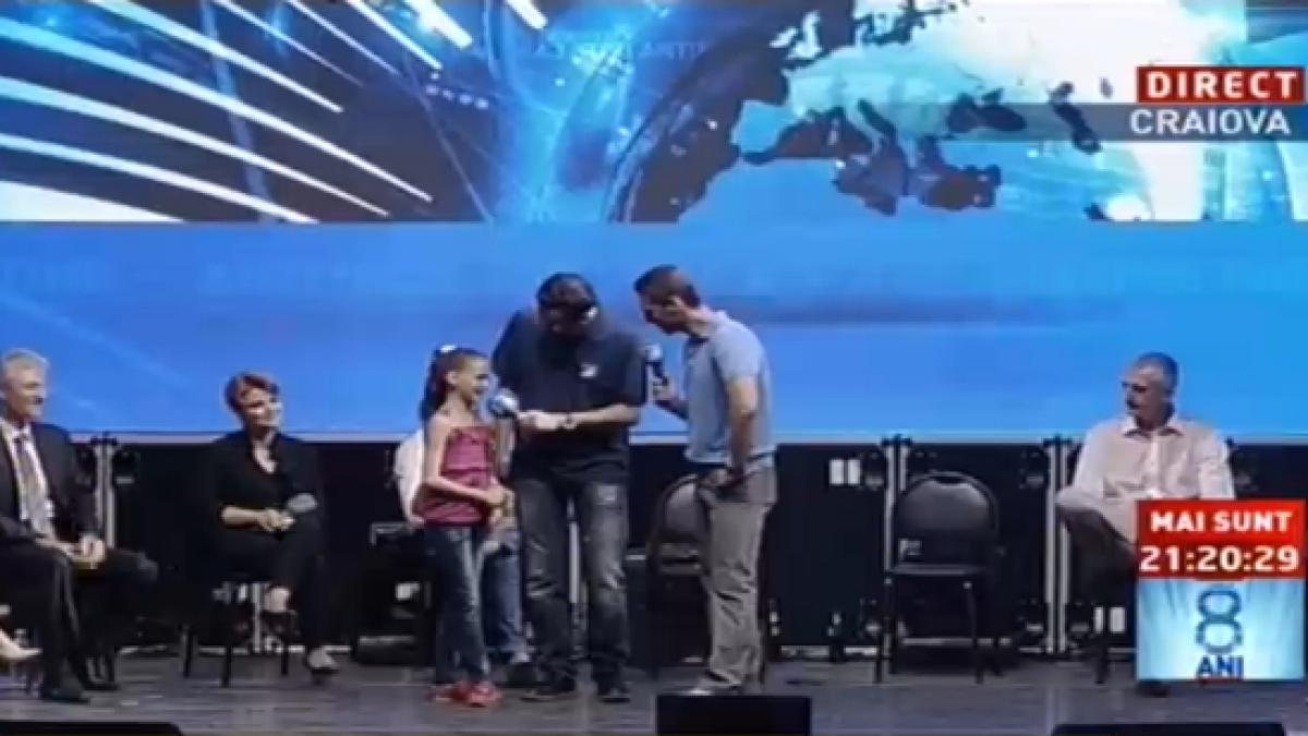 finalista next star ionela dinu fredoneaza vara nu dorm pe scena din piata mihai viteazul craiova