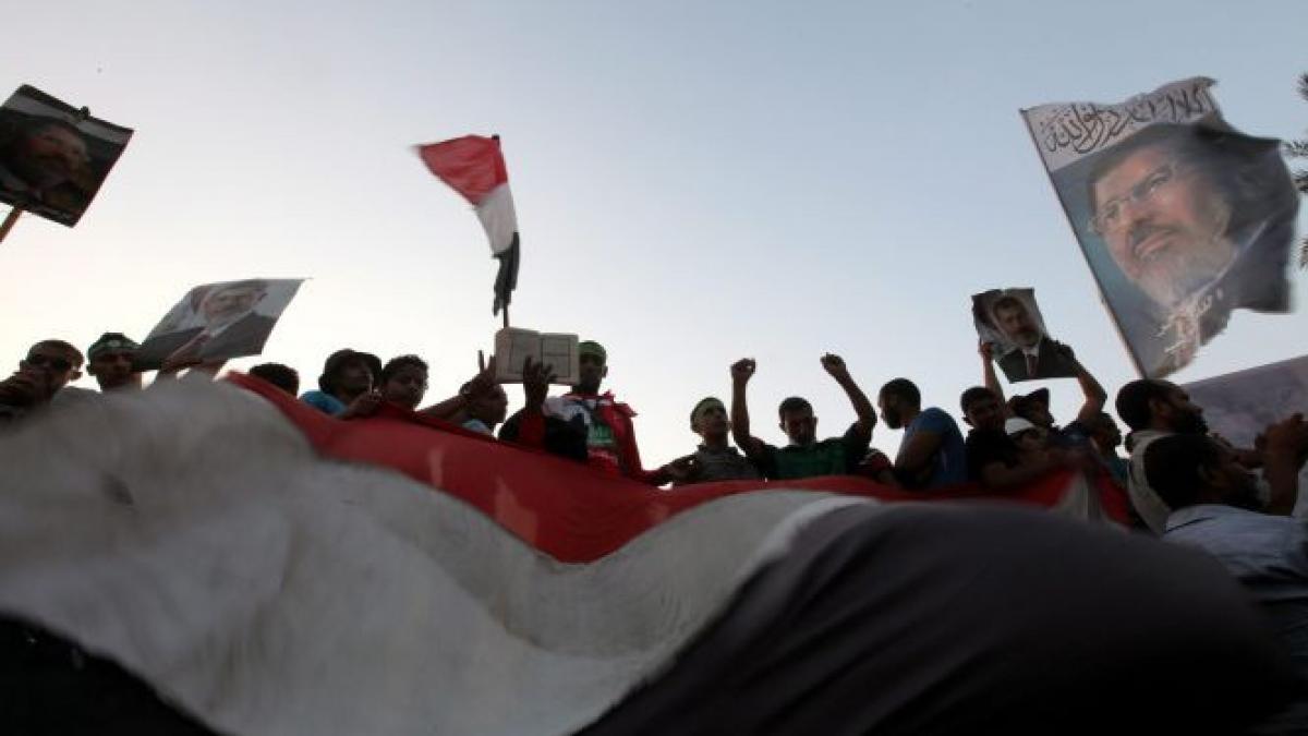 islamistii din egipt cheama populatia sa protesteze fata de inlaturarea lui mohamed morsi de la