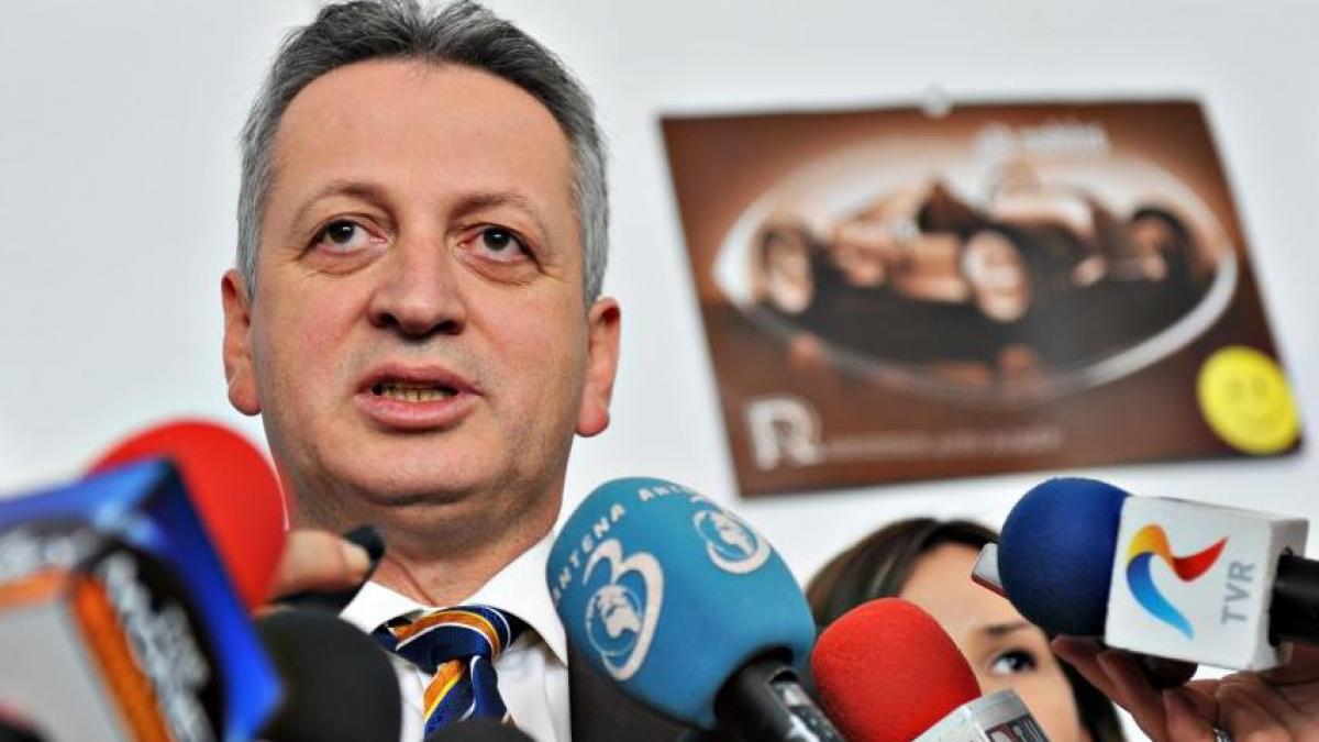 fenechiu dupa decizia de condamnare nu voi demisiona din parlament din acest moment voi trata cu