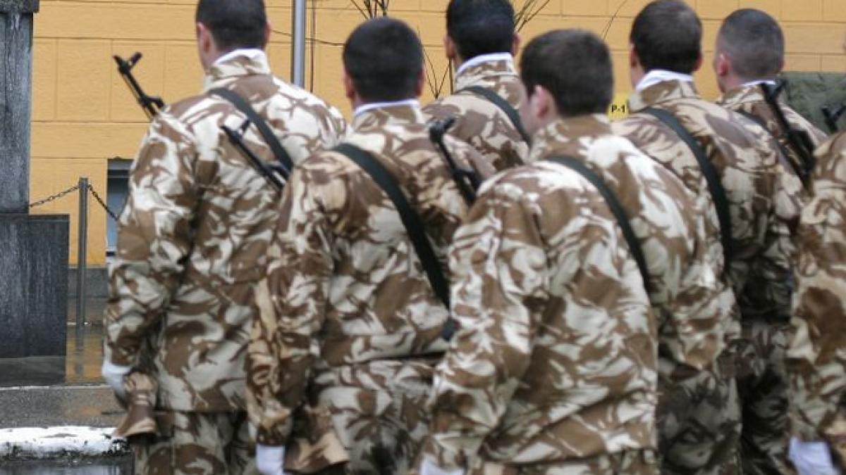 15 militari romani internati de urgenta intr un spital din ucraina