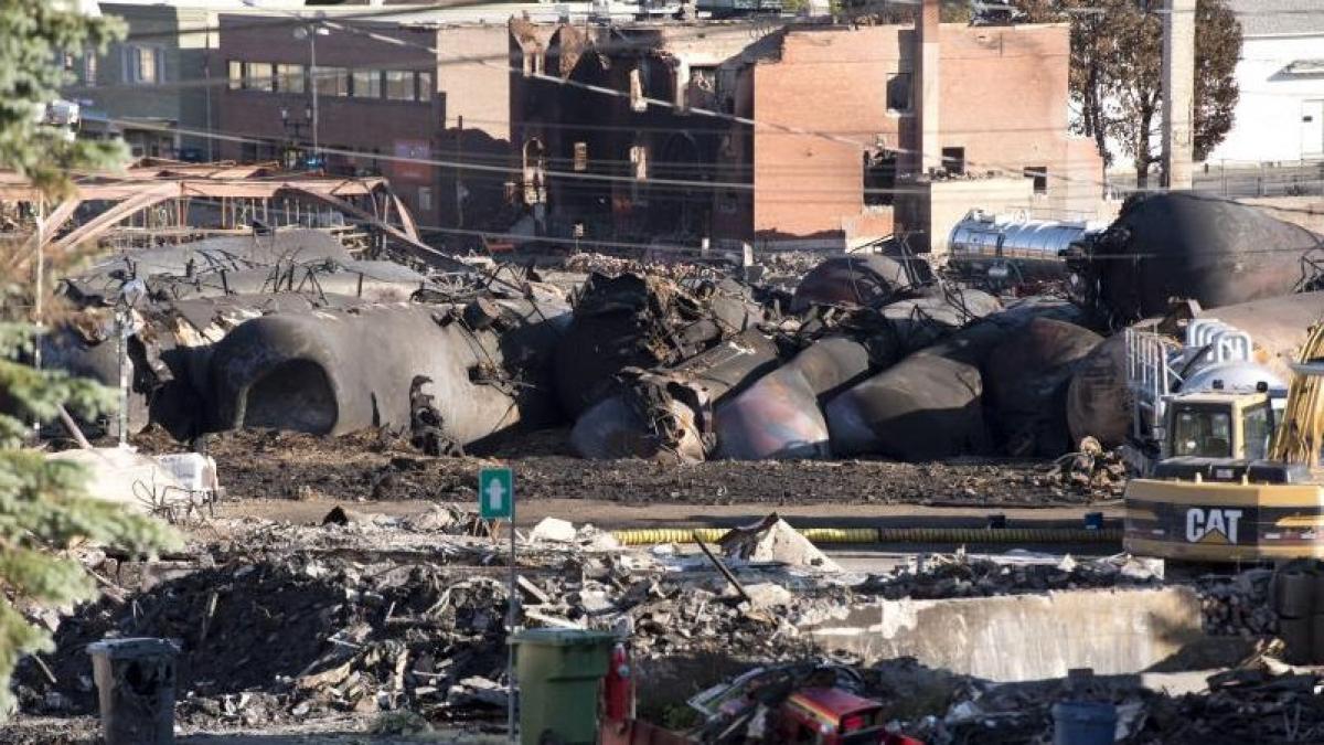 cel putin 35 de cadavre au fost gasite in urma accidentului feroviar din quebec