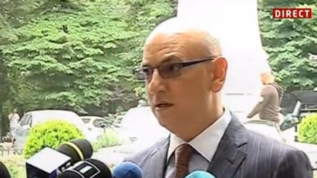lucian duta arunca vina pe victor ponta pentru esecul cardurilor de sanatate