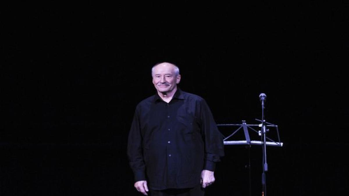 premiera la festivalul enescu actorul victor rebengiuc in cea mai pasionala poveste muzicala de