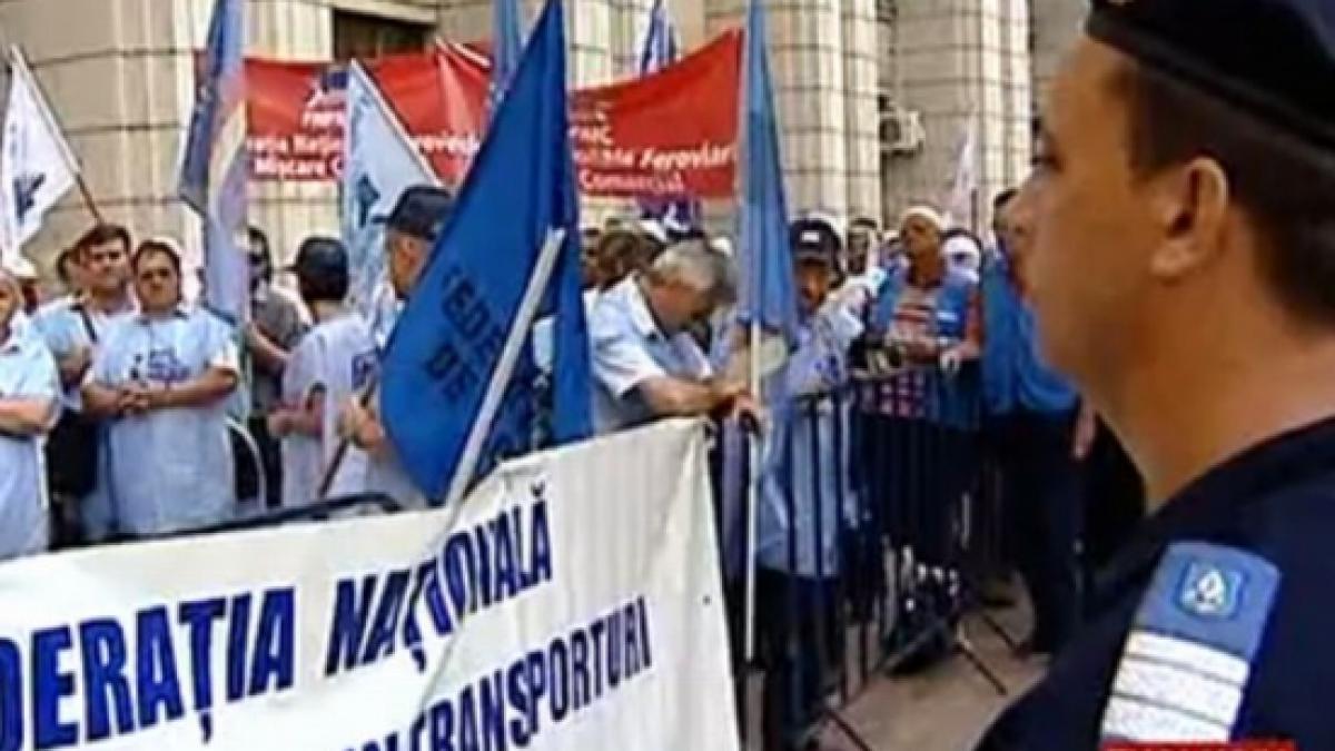 nemultumiti de valul de concedieri anuntat pentru perioada urmatoare angajatii cfr ameninta ca
