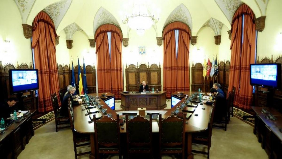 sistemul de supraveghere cerut de ghita o decizie a csat ponta s a decis asta imediat dupa