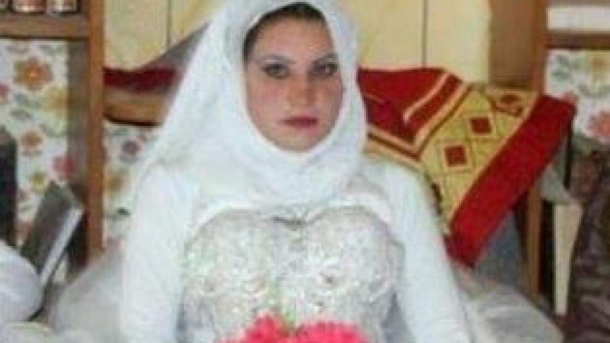 fotografia de nunta care o va bantui toata viata cum arata mirele alaturi de care isi va petrece