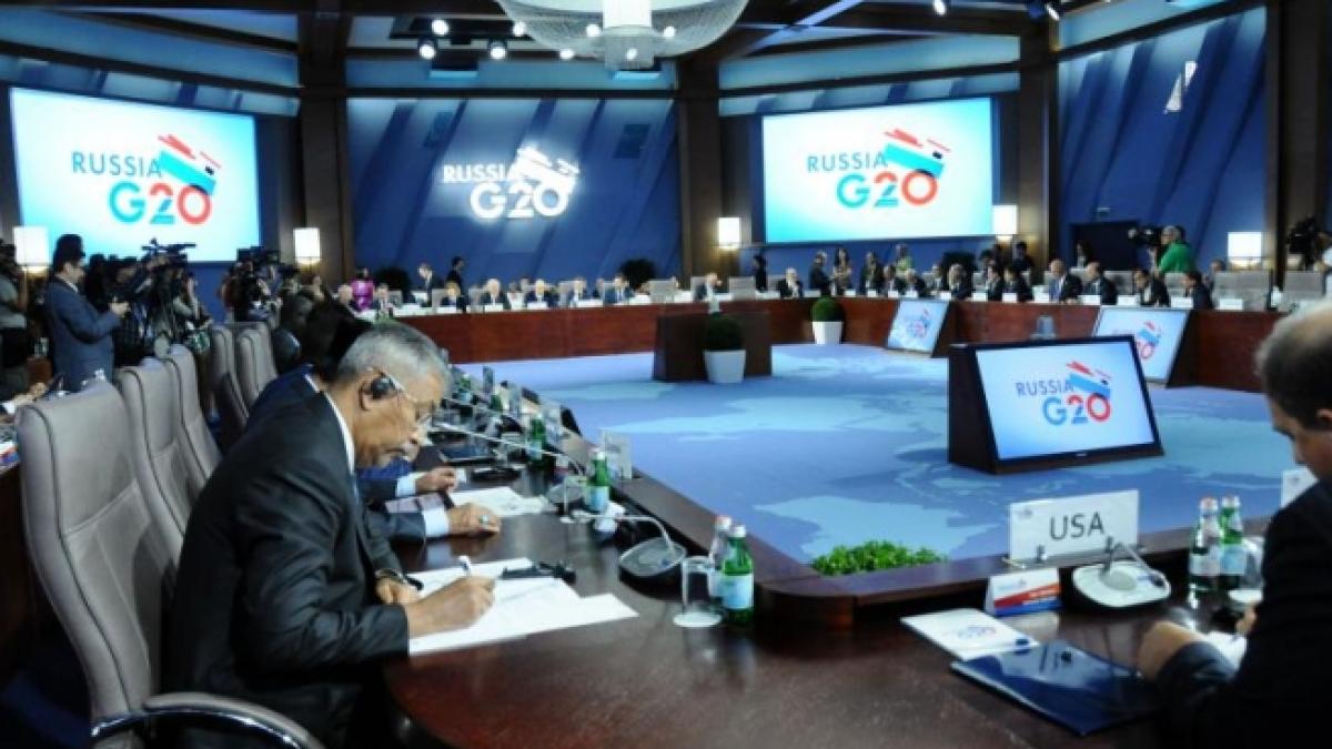 doi senatori americani propun mutarea g20 din rusia daca moscova ii acorda azil politic lui snowden