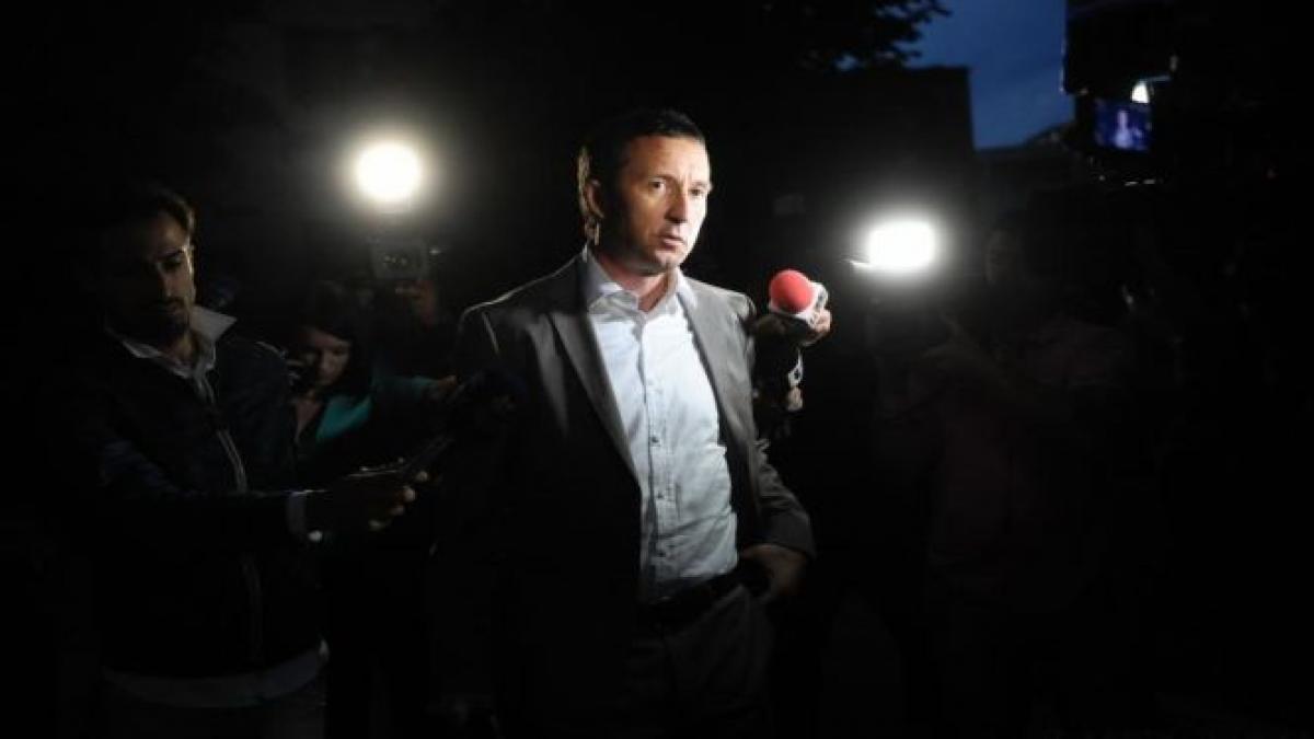 managerul general al stelei a fost amendat cu 400 de euro dupa ce a agresat o echipa de jurnalisti