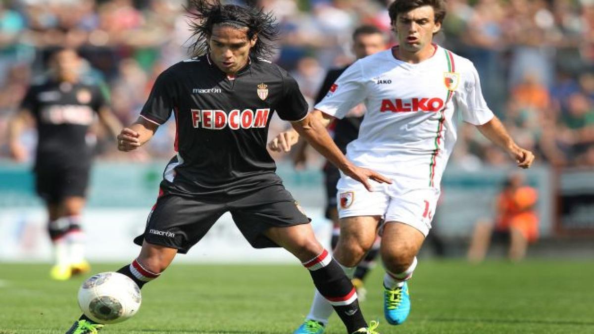 radamel falcao acuzat ca si a falsificat varsta reala atacantul columbian ar fi cu doi ani mai