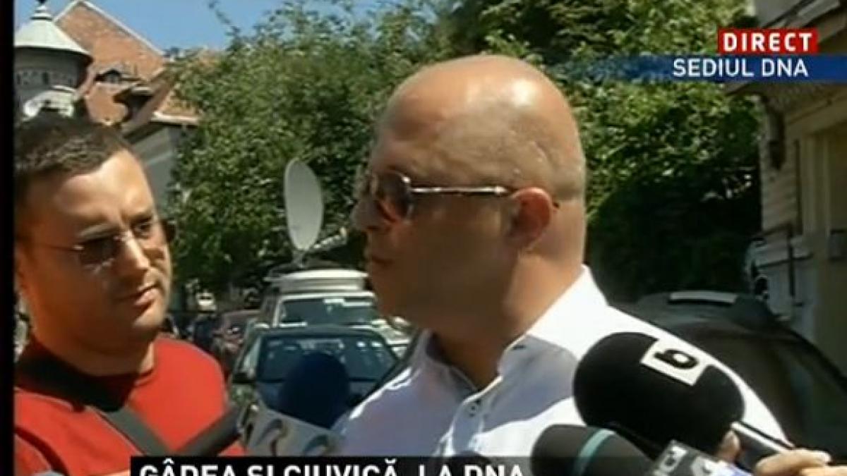 adrian ursu despre actiunea dna de a urmari penal antena3 cine e obsedat in tara asta de antena3