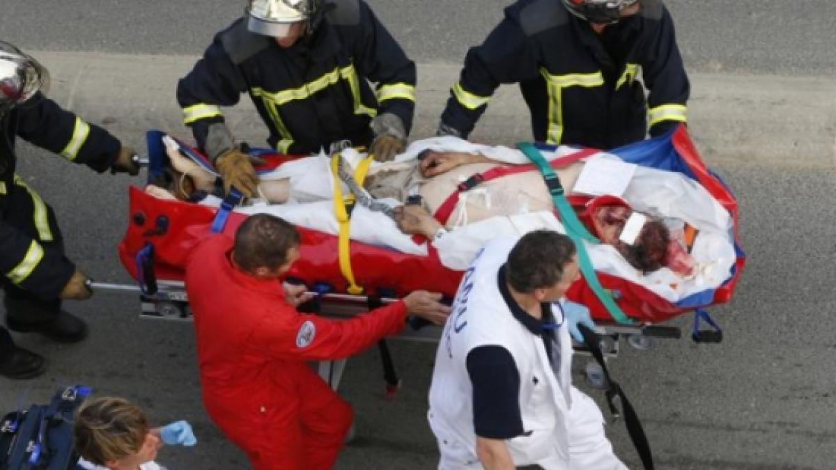 grav accident de circulatie pe dn 70 opt oameni intre care si patru copii au fost raniti