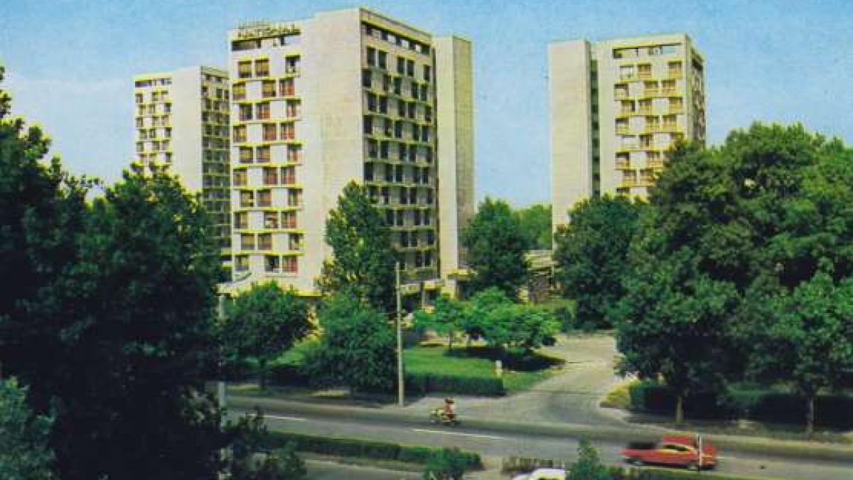 perle ale comunismului hotelurile de pe litoral bombe pentru straini nu s au mai renovat de 25 de