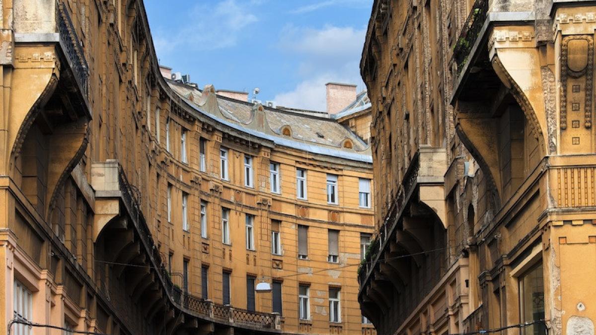 55 de angajati ai primariei timisoara plimbati prin budapesta si viena sa studieze restaurarea