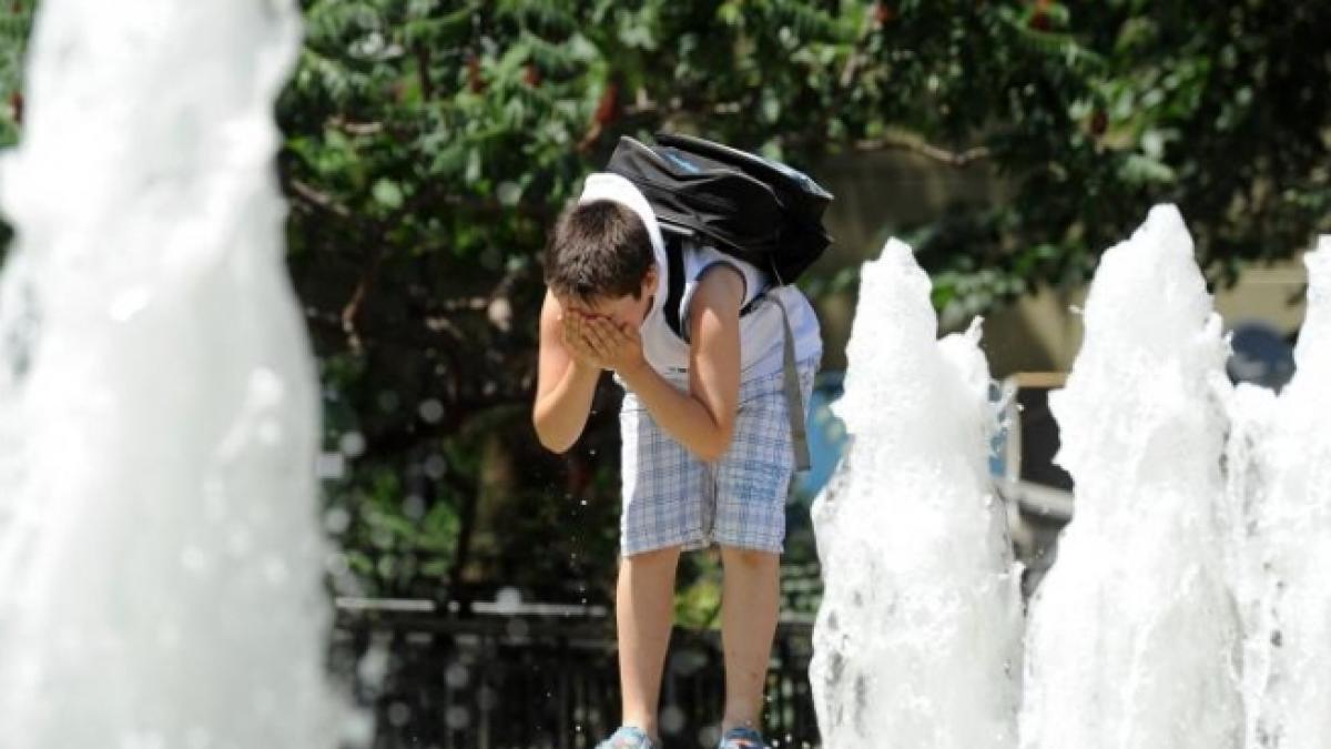 meteorologii au emis cod portocaliu de canicula